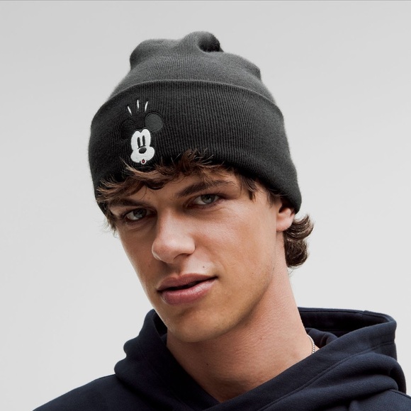 Disney x lululemon Warm Revelation Beanie, black, NWT - Picture 2 of 7